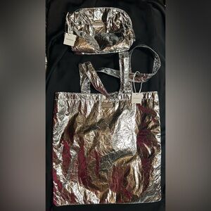 NWT Tory Burch Silver Metallic Foil Tote
Bag and cosmetics pouch